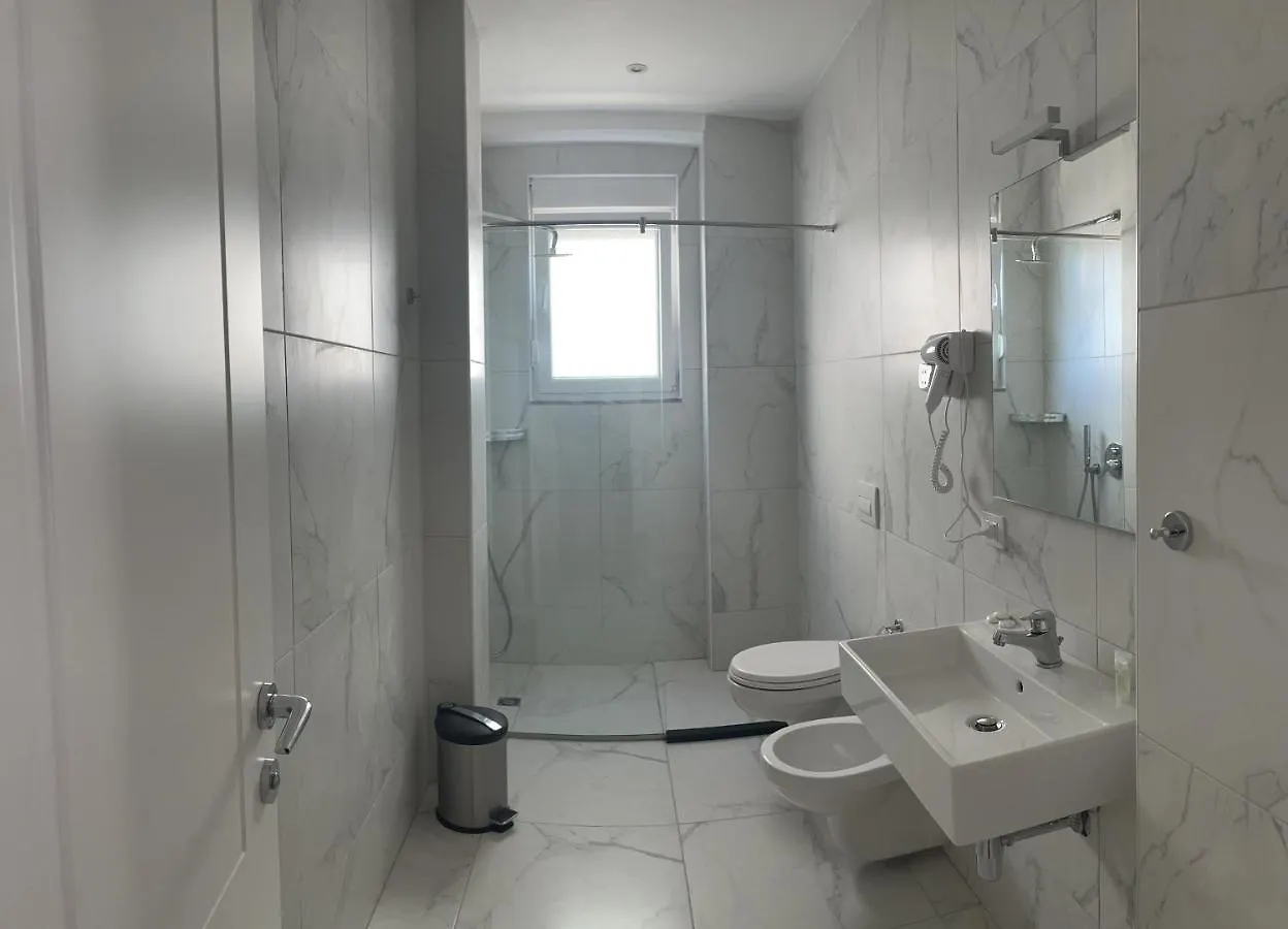 Suite Hotel Shëngjin