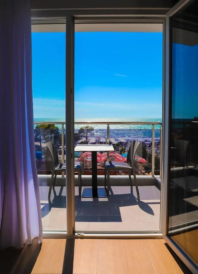 ****  Suite Hotel Shëngjin Albanien