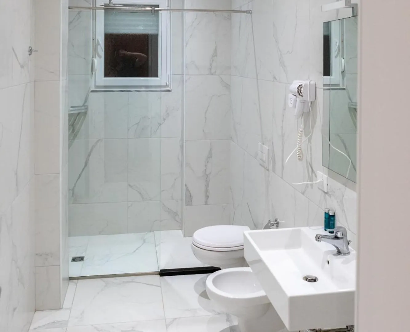 Suite Hotel Shëngjin