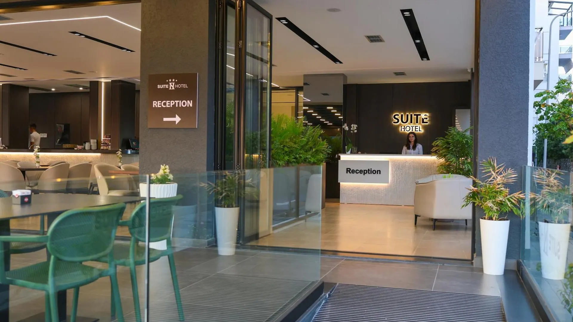 Suite Hotel Shëngjin アルバニア